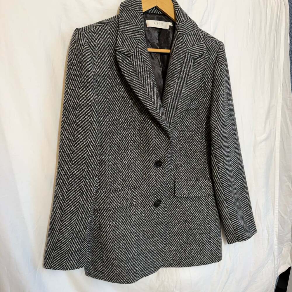 Astr The Label Herringbone Blazer Size S Black White Oversized Tweed Jacket
